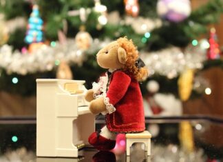 Jak prawidłowo założyć stanik?